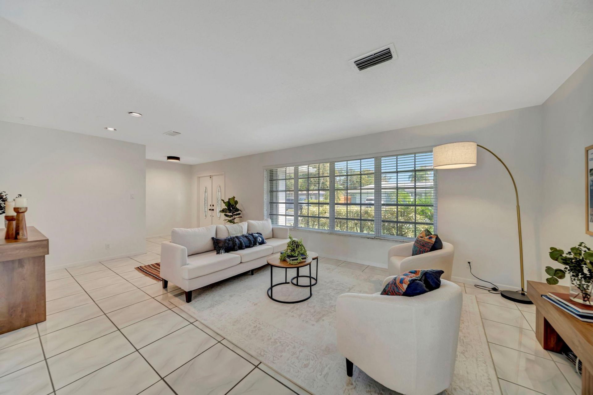 1251 SW 67th Avenue, Plantation, FL 33317 Photo