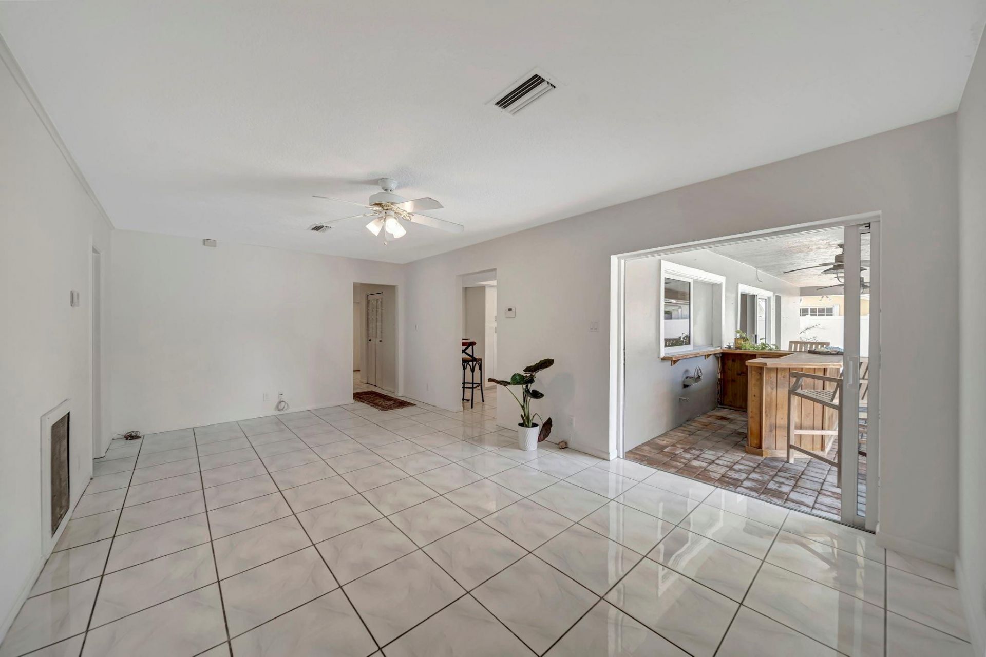 1251 SW 67th Avenue, Plantation, FL 33317 Photo