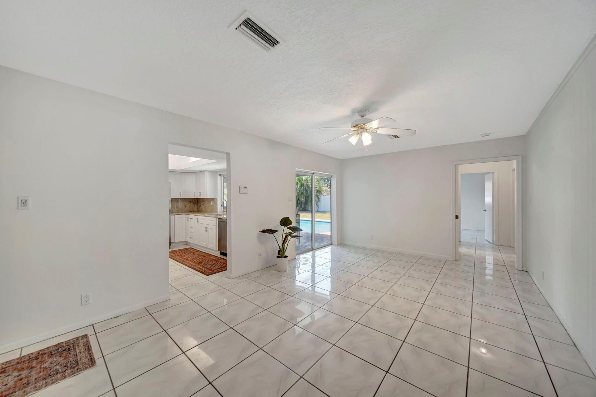 1251 SW 67th Avenue, Plantation, FL 33317 Photo