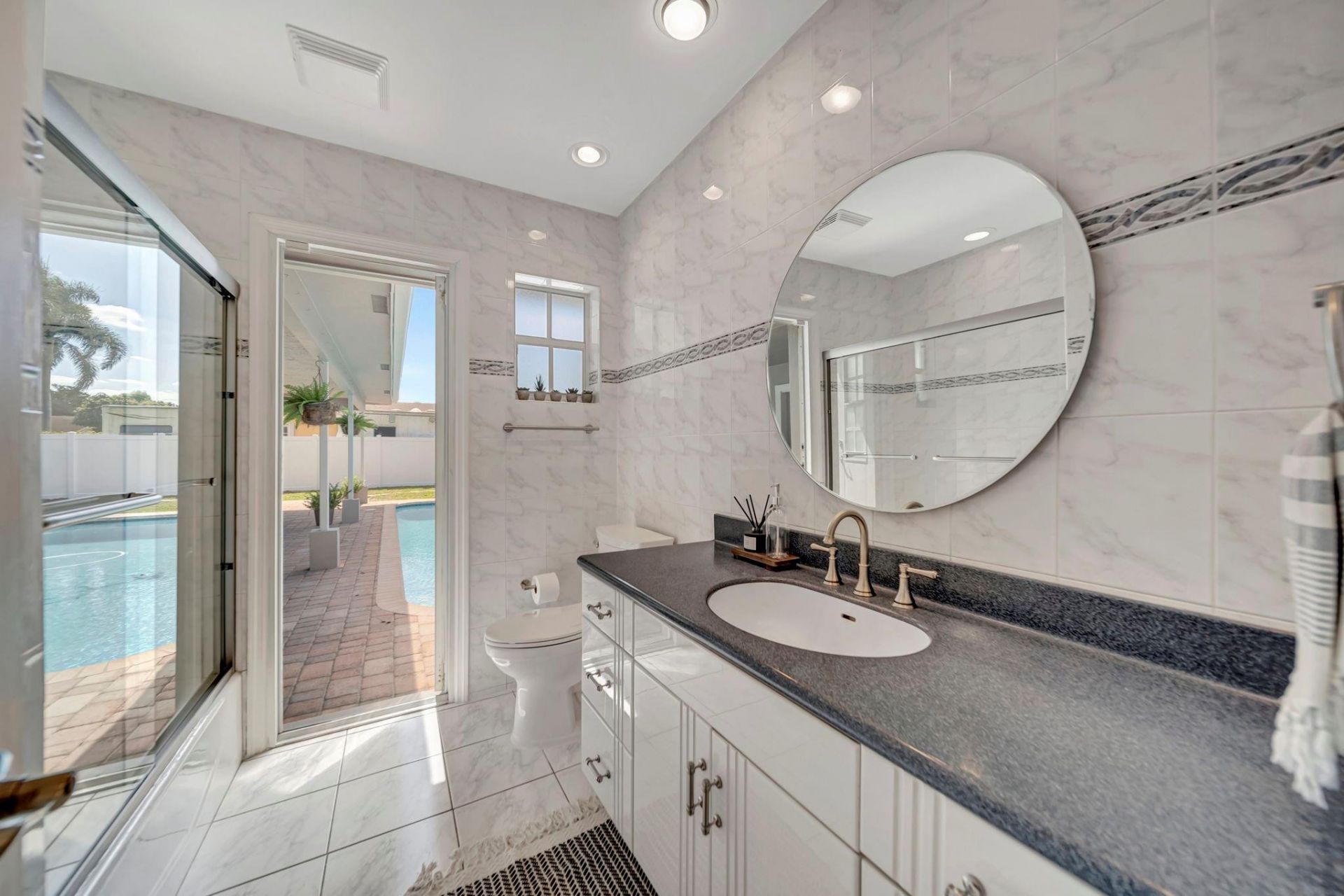 1251 SW 67th Avenue, Plantation, FL 33317 Photo