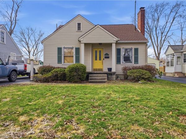 696 Meadowbrook Avenue SE, Warren, OH 44484