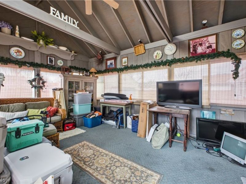 696 Meadowbrook Avenue SE, Warren, OH 44484 Photo 20