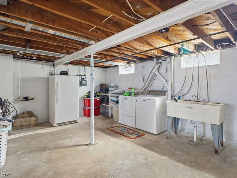 696 Meadowbrook Avenue SE, Warren, OH 44484 Photo 27