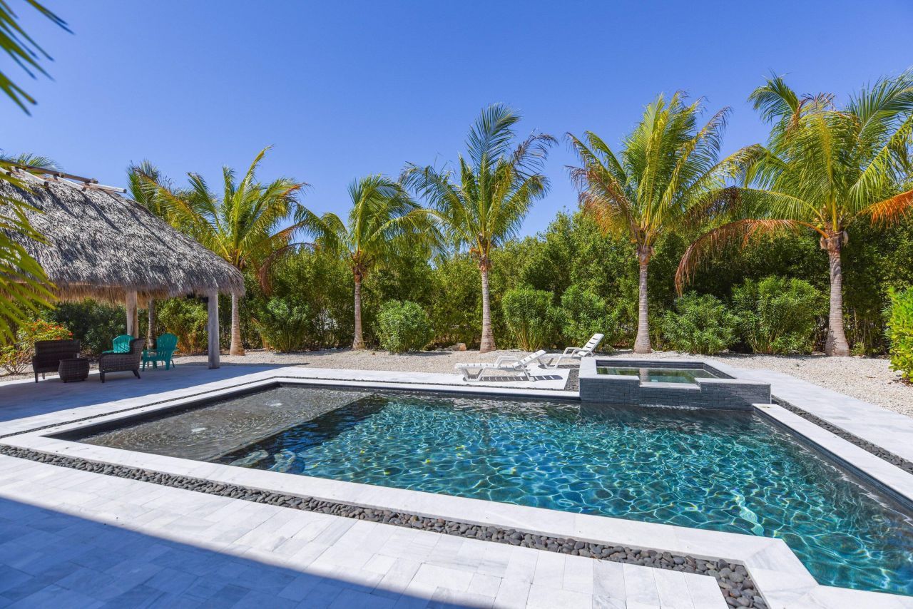 30985 Watson Boulevard, Big Pine Key, FL 33043 Photo