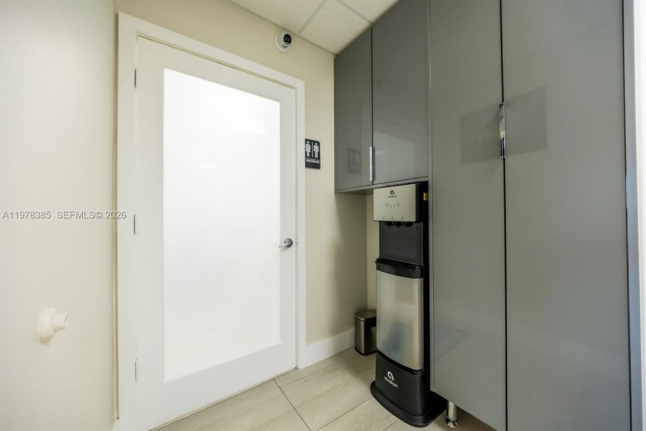 10200 NW 25th St, Doral, FL 33172 Photo