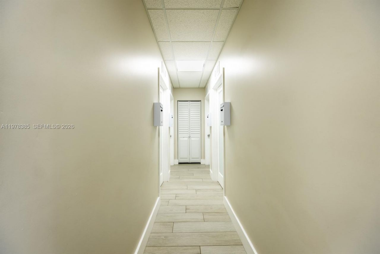 10200 NW 25th St, Doral, FL 33172 Photo