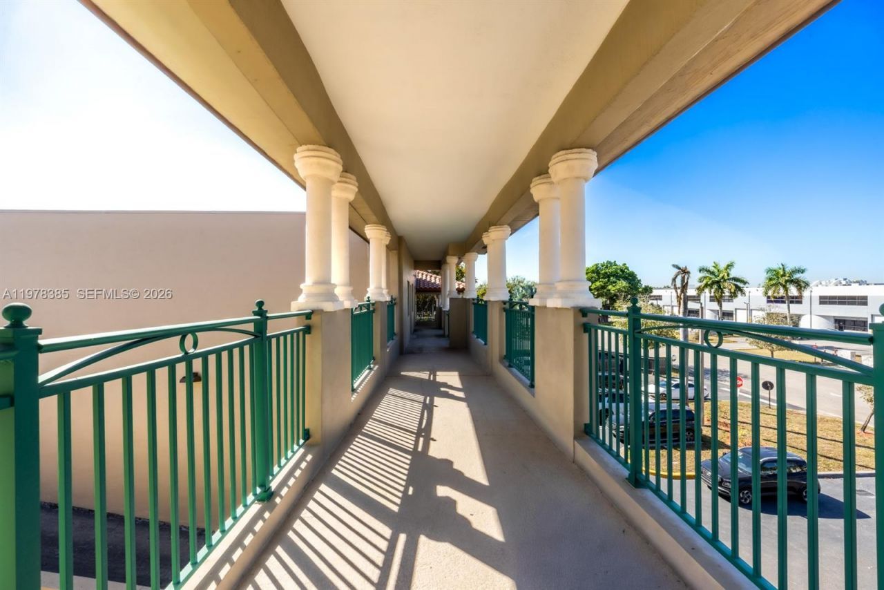 10200 NW 25th St, Doral, FL 33172 Photo