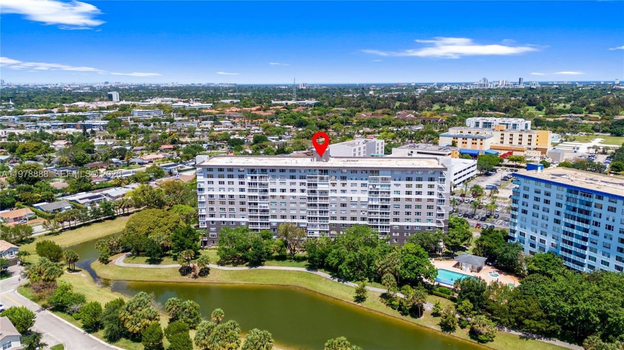 3850 Washington St, Unit 816, Hollywood, FL 33021 Photo
