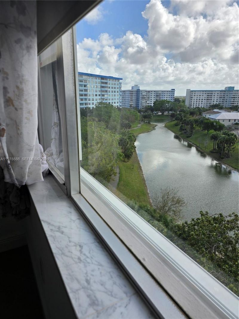 3850 Washington St , Unit 816, Hollywood, FL 33021 Photo