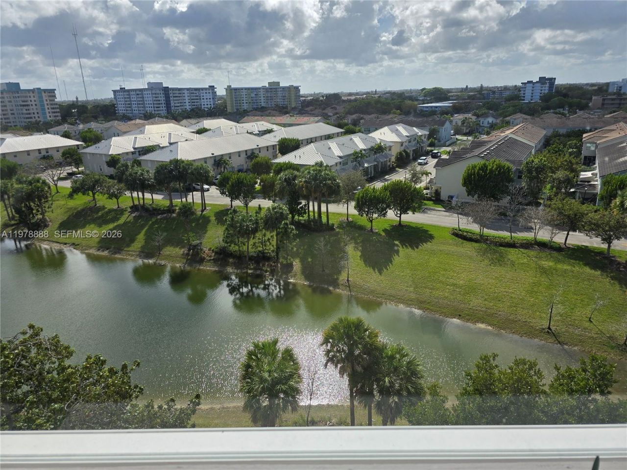 3850 Washington St , Unit 816, Hollywood, FL 33021 Photo