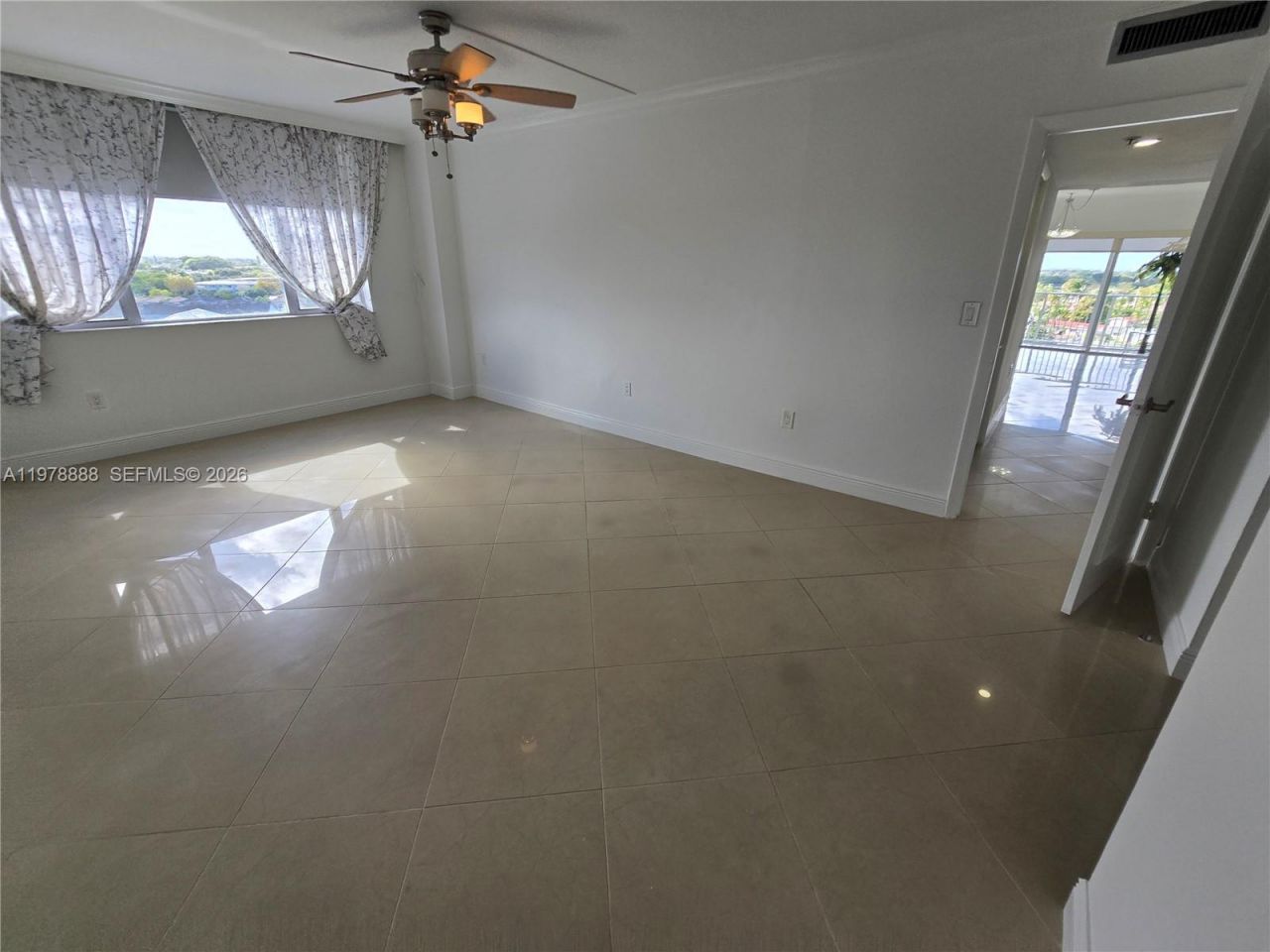 3850 Washington St , Unit 816, Hollywood, FL 33021 Photo
