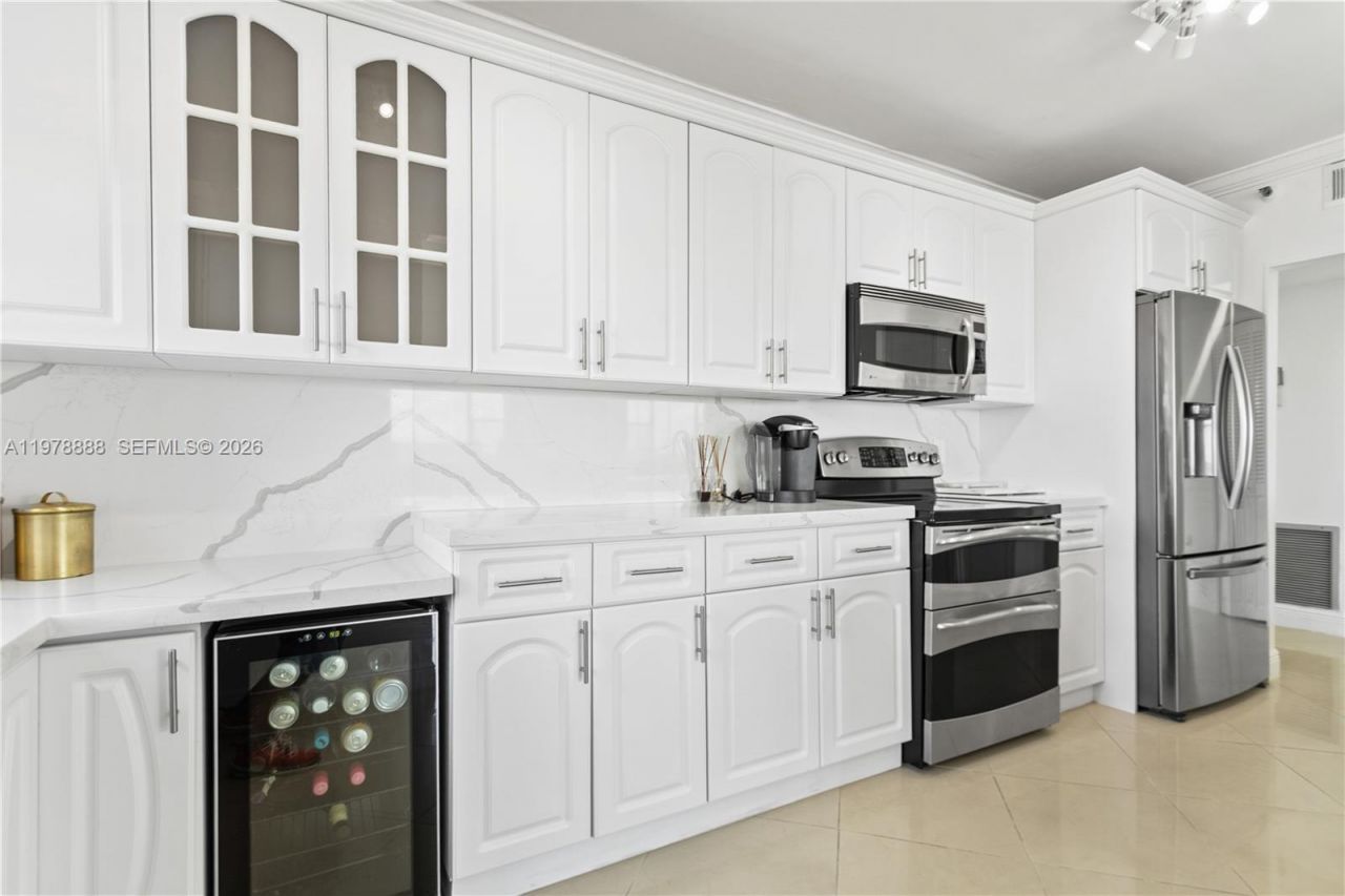 3850 Washington St, Unit 816, Hollywood, FL 33021 Photo