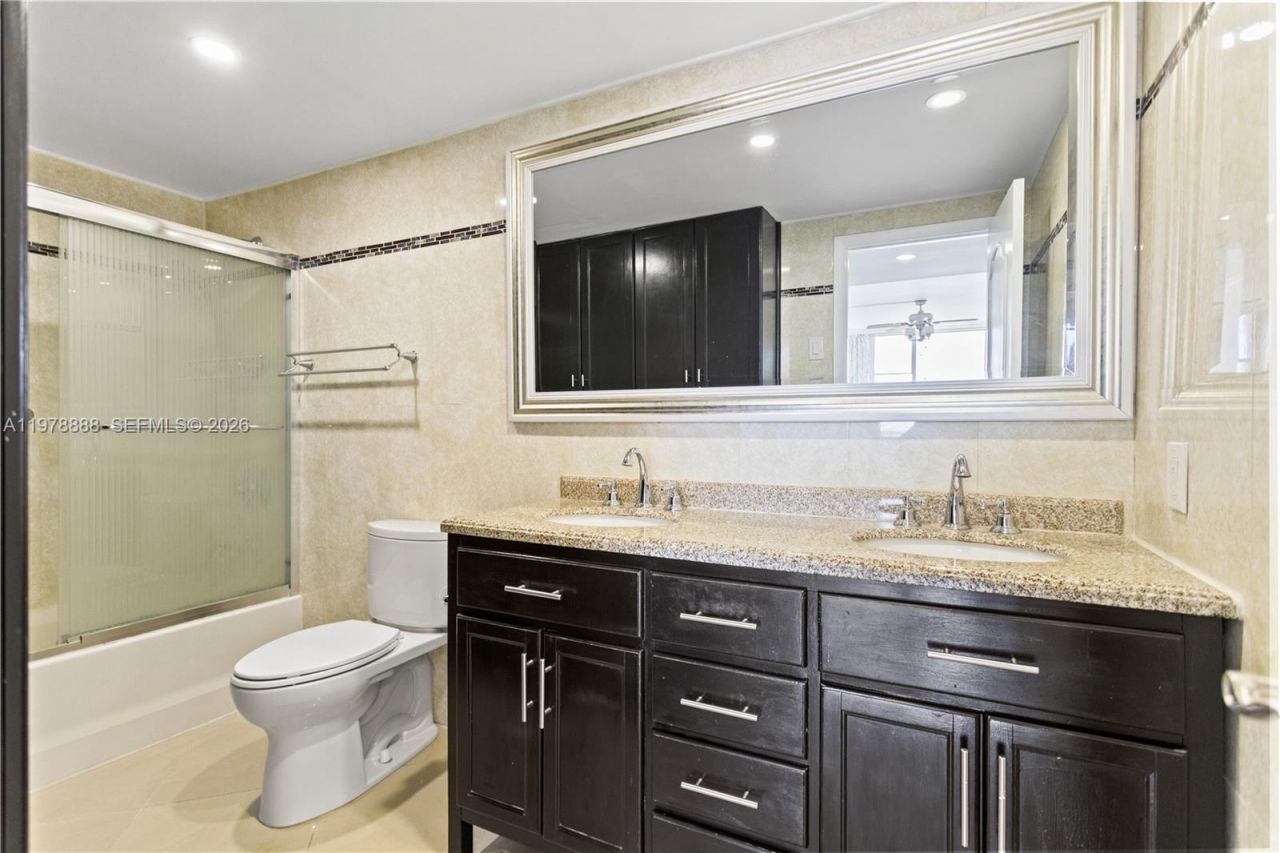 3850 Washington St, Unit 816, Hollywood, FL 33021 Photo