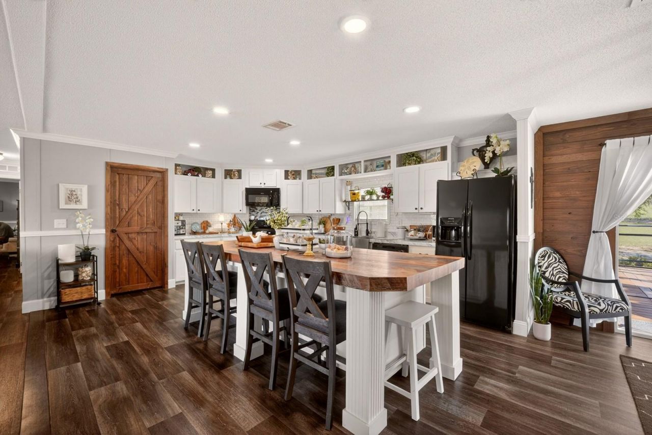 8013 Sergeant Pepper Dr, Howey in the Hills, FL 34737 Photo