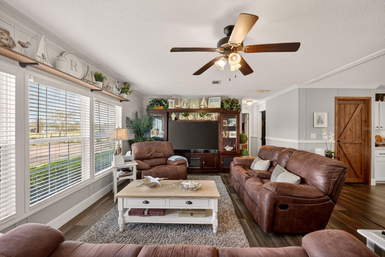 8013 Sergeant Pepper Dr, Howey in the Hills, FL 34737 Photo