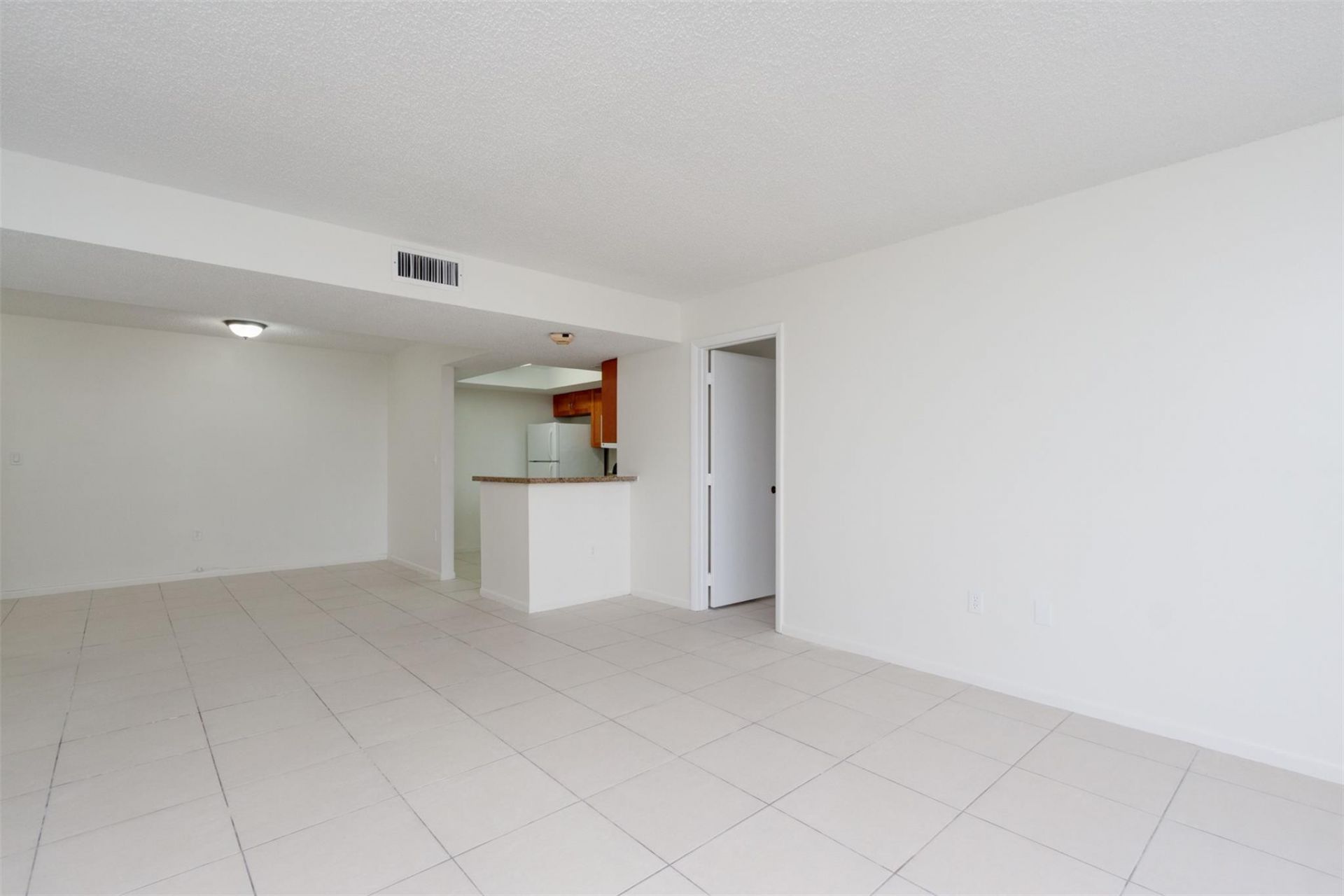 5550 NW 44th Street, Unit 506, Fort Lauderdale, FL 33319 Photo