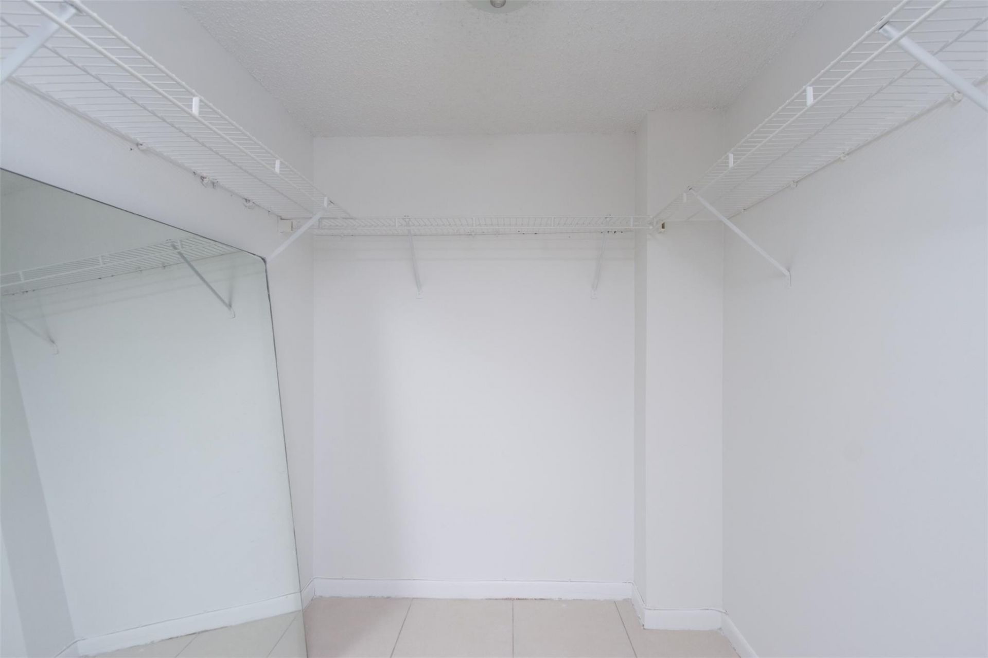 5550 NW 44th Street, Unit 506, Fort Lauderdale, FL 33319 Photo