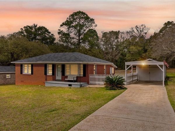 5032 Brookfield Drive N, Mobile, AL 36693