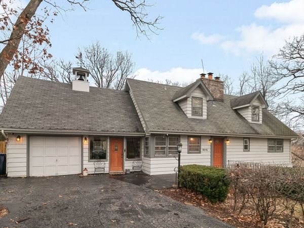 9215 S 83rd Avenue , Hickory Hills, IL 60457