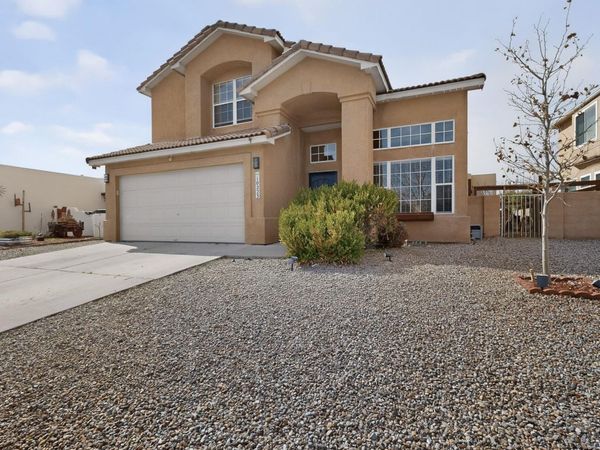 10223 Arroyo Crest Drive NW, Albuquerque, NM 87114
