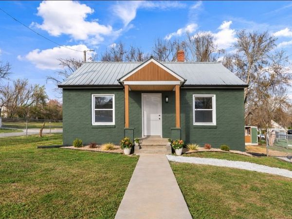 214 Peers St, McMinnville, TN 37110