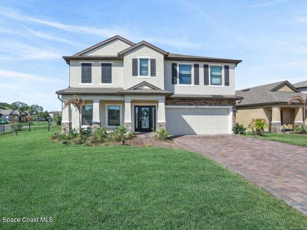 340 Wiregrass Avenue , West Melbourne, FL 32904