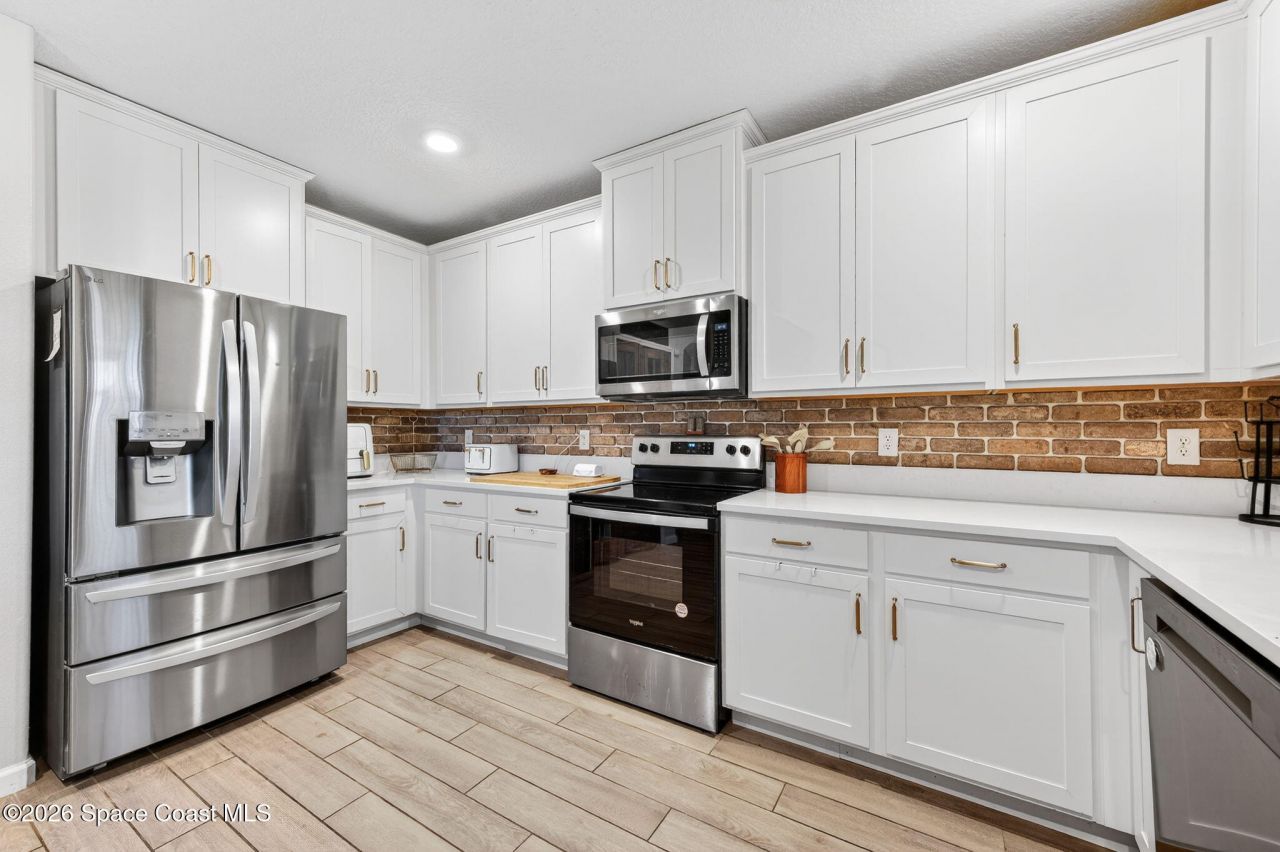 340 Wiregrass Avenue, West Melbourne, FL 32904 Photo