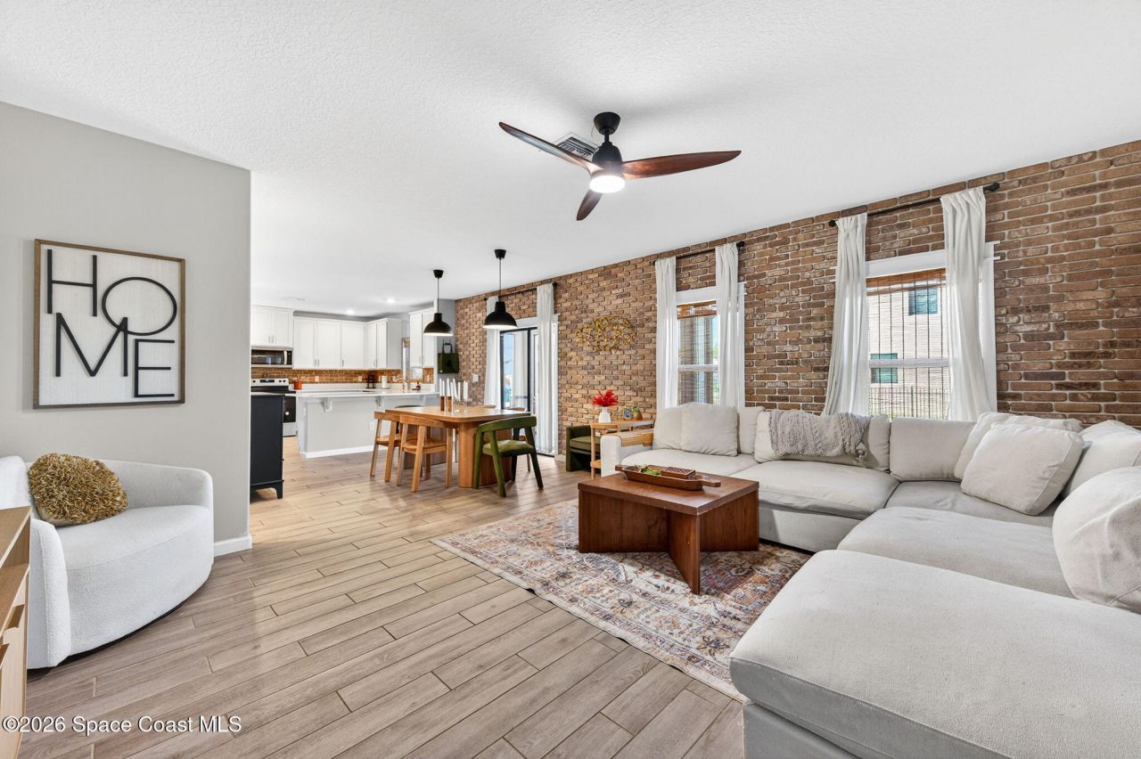 340 Wiregrass Avenue, West Melbourne, FL 32904 Photo