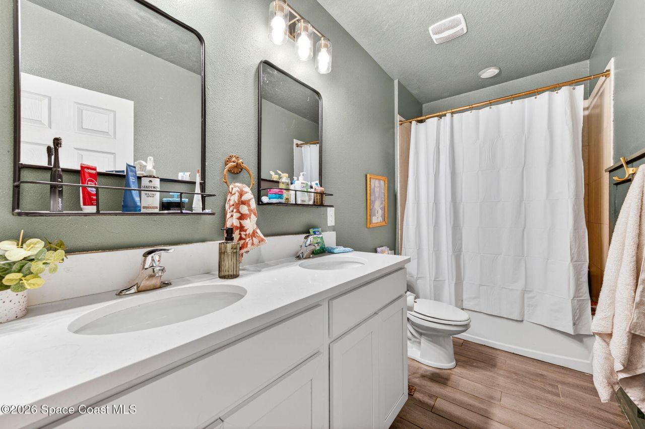 340 Wiregrass Avenue, West Melbourne, FL 32904 Photo