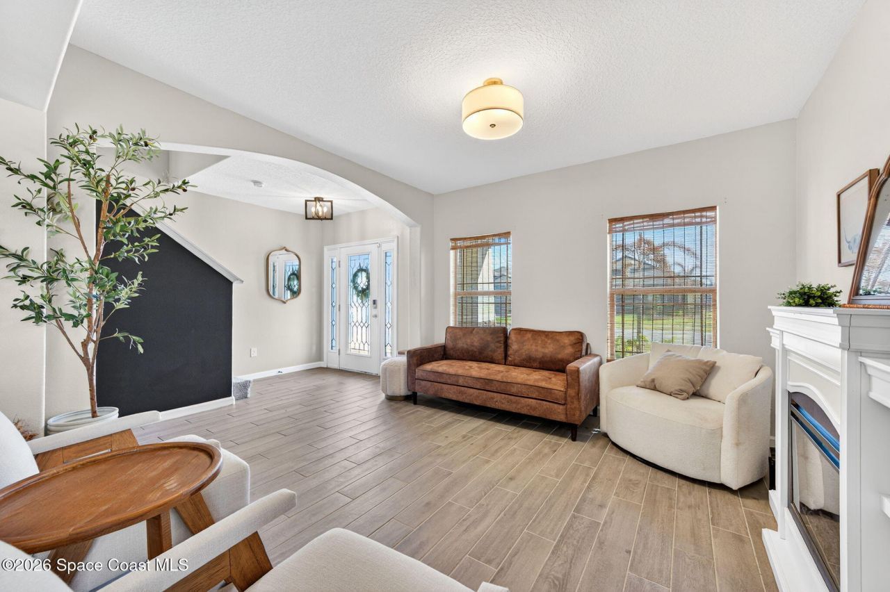 340 Wiregrass Avenue, West Melbourne, FL 32904 Photo