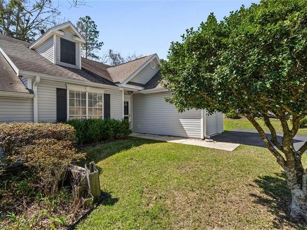 7241 Spring Lake Drive S, Mobile, AL 36695