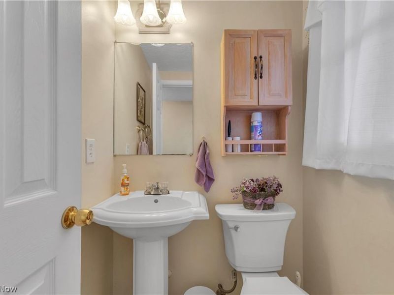 563 N Carpenter Road , Brunswick, OH 44212 Photo 15