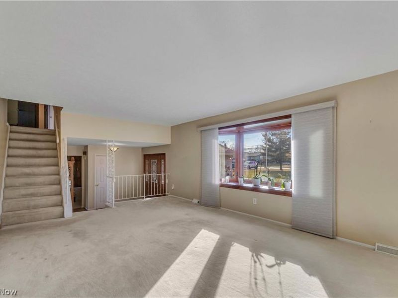 563 N Carpenter Road , Brunswick, OH 44212 Photo 5