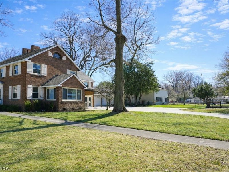 7 Coveland Drive , Avon Lake, OH 44012 Photo 3