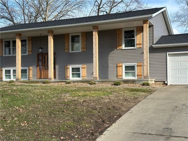 469 Trelake Drive, Canal Fulton, OH 44614