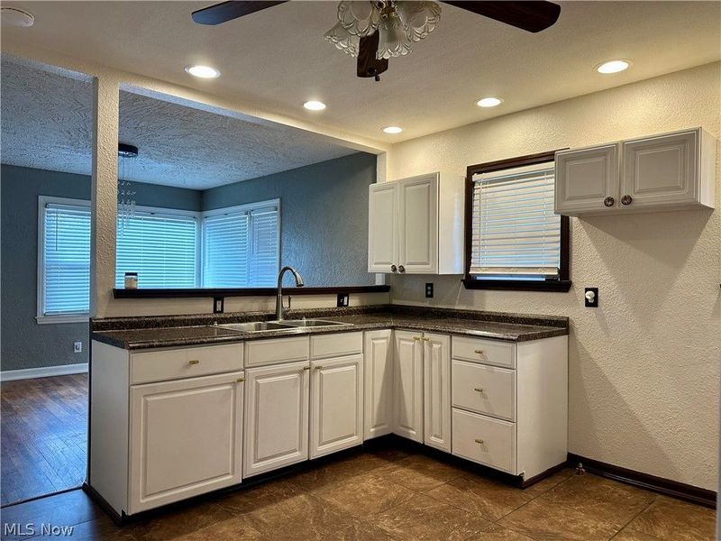 7839 Locust Street , Masury, OH 44438 Photo 6