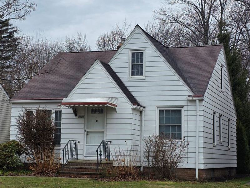 1124 Irene Road , Lyndhurst, OH 44124 Photo 1