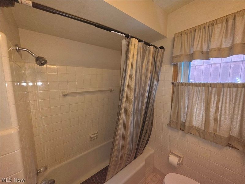 1124 Irene Road , Lyndhurst, OH 44124 Photo 24