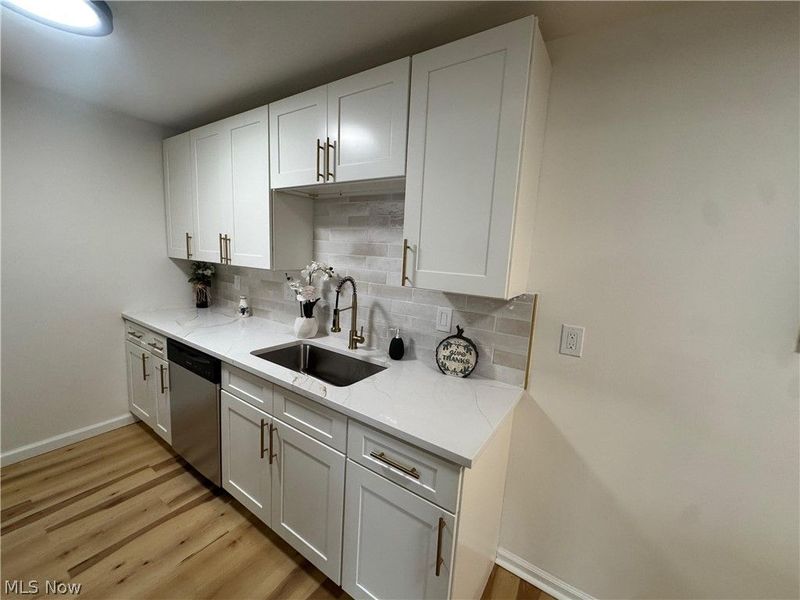 9620 Cove Drive, Unit A-1, North Royalton, OH 44133 Photo 8