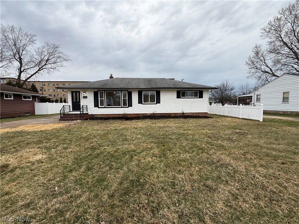 4788 Bailey Road , North Olmsted, OH 44070