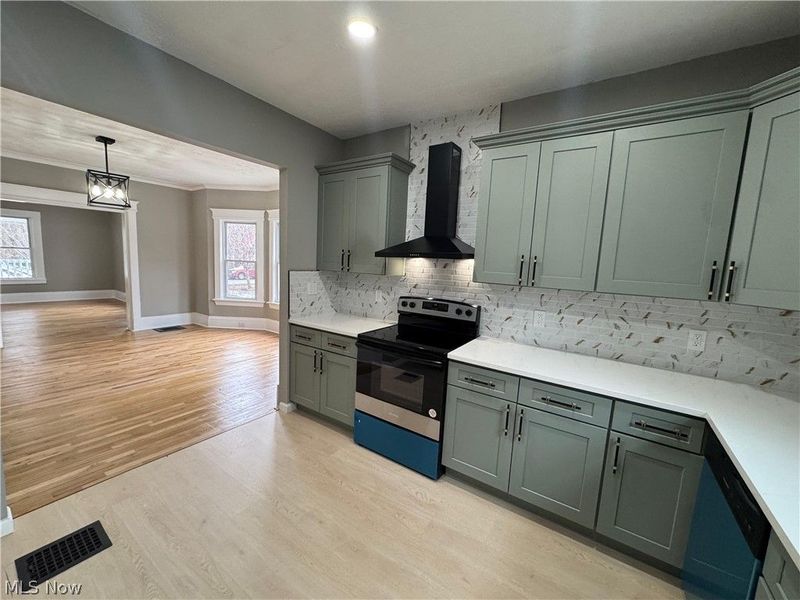 1368 Kenilworth Avenue , Lakewood, OH 44107 Photo 10