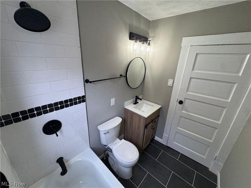 1368 Kenilworth Avenue , Lakewood, OH 44107 Photo 12