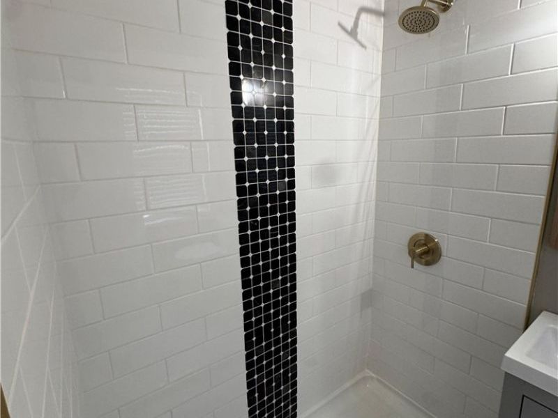 1368 Kenilworth Avenue , Lakewood, OH 44107 Photo 15