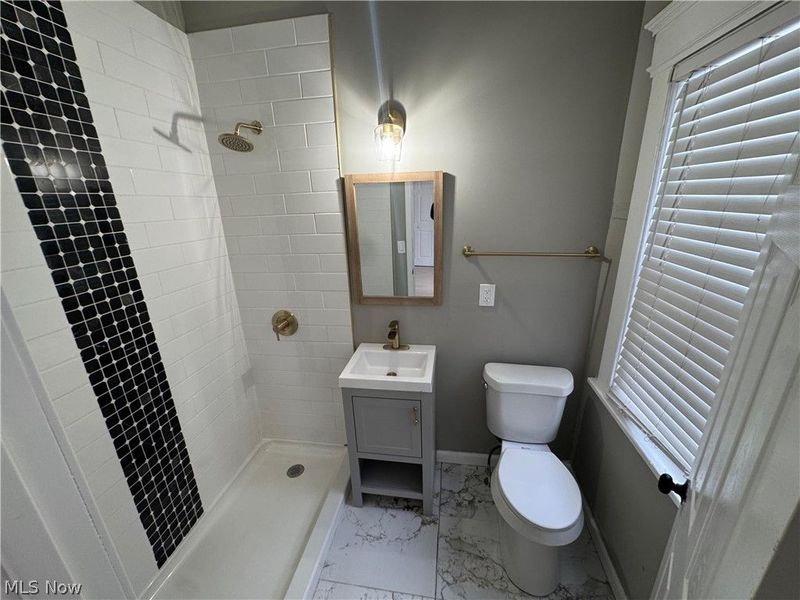 1368 Kenilworth Avenue , Lakewood, OH 44107 Photo 19