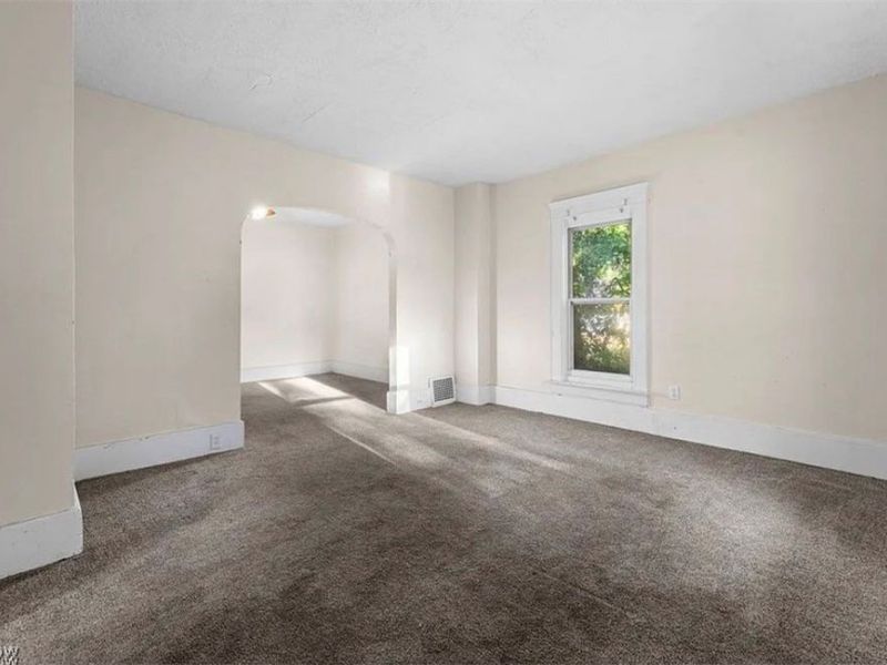 374 Gibbs Place , Akron, OH 44306 Photo 13