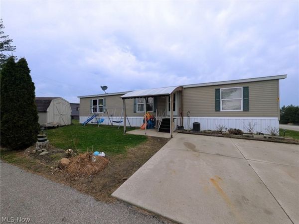 12860 Mayfield Road, Chardon, OH 44024