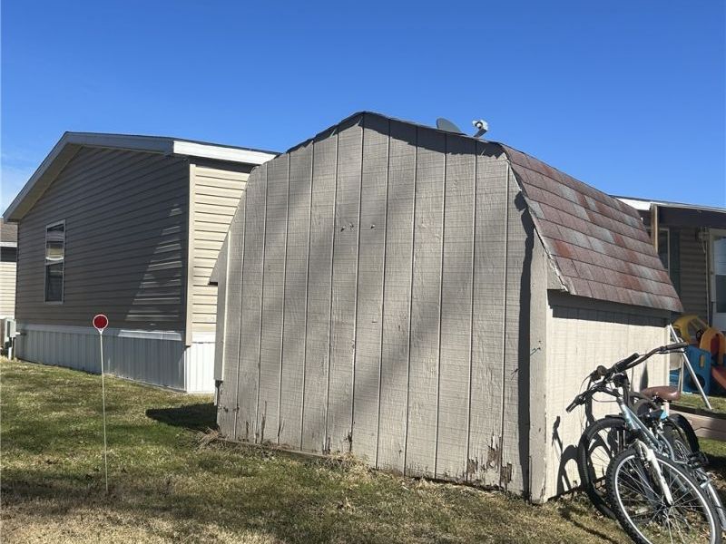 12860 Mayfield Road , Chardon, OH 44024 Photo 6