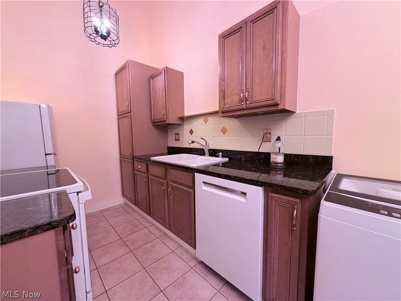 21884 River Oaks Drive, Unit 2K, Rocky River, OH 44116 Photo 10