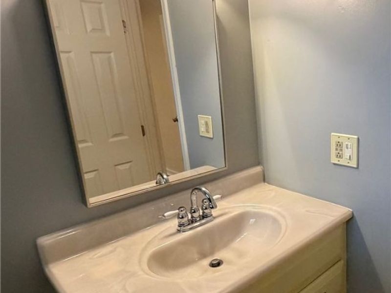 21884 River Oaks Drive, Unit 2K, Rocky River, OH 44116 Photo 12