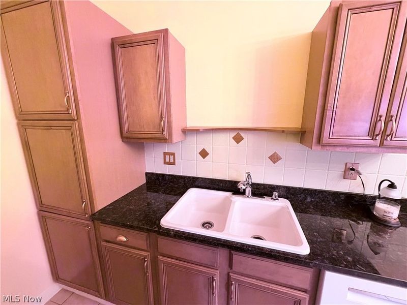 21884 River Oaks Drive, Unit 2K, Rocky River, OH 44116 Photo 9